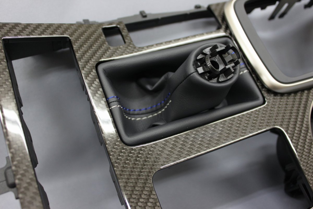 ブルー/ホワイトステッチ