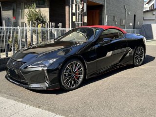 LC500 フロントグリル＋ランプガーニッシュブラック仕様
