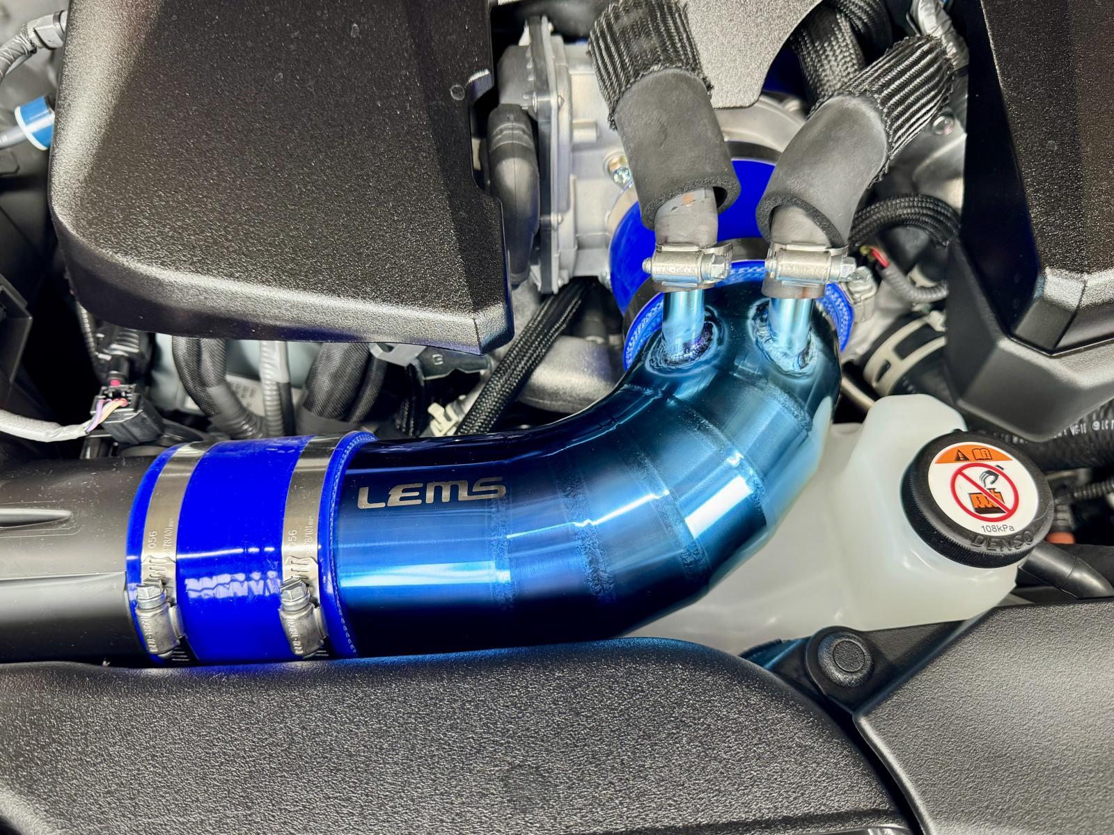 レクサスRCF等用 LEMSチタンインテークパイプ(ブルー) LEXUS RCF チタン インテークパイプ
